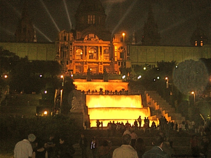 fuentes bajo el palau