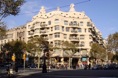 aa  Vista exterior de La Pedrera