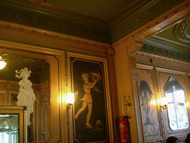 El café de la ópera, en la rambla