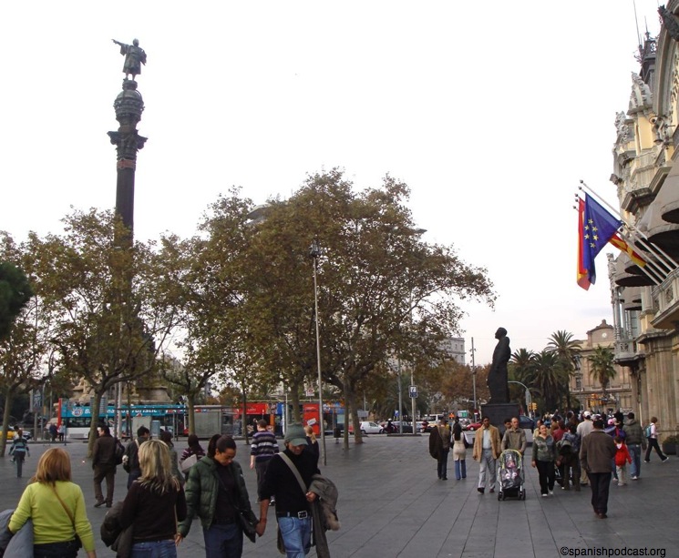 colón, paseantes
