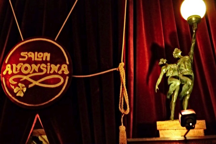 salón alfonsina