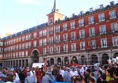 plaza mayor en fiestas