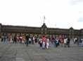 Palacio Nacional, al fondo
