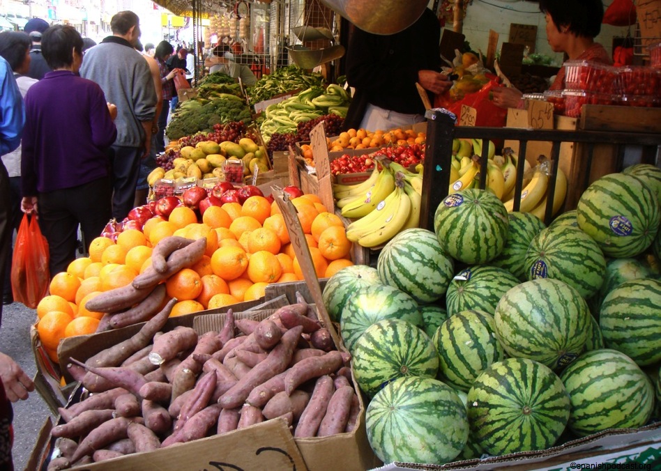 preciosos puesto fruta