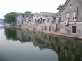 casitas junto al canal de la c.prohib.