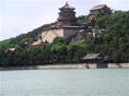 3.Colina de la Longevidad sobre el lago